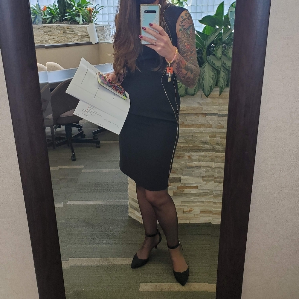 Anne Klein Gold Zipper Trim Black Sheath Dress sz 2